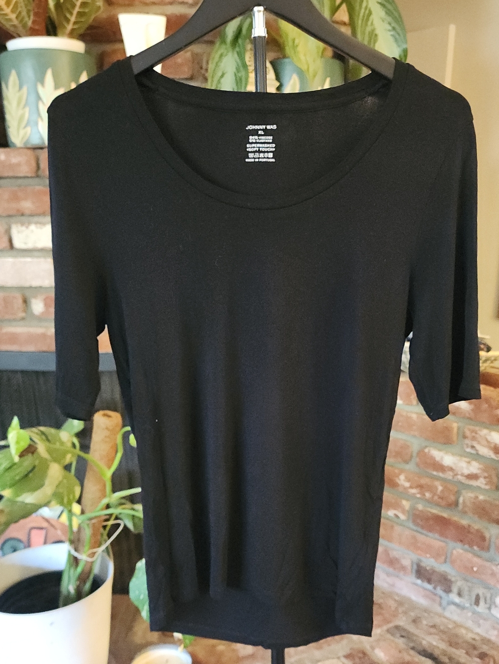 Johnny Was Black Scoop Neck Short Sleeve Top